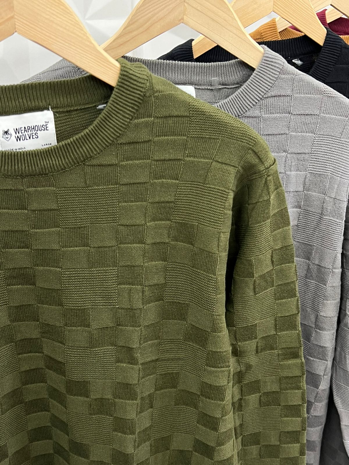 Bold knitted full sleeve t-shirt ( bottle green )