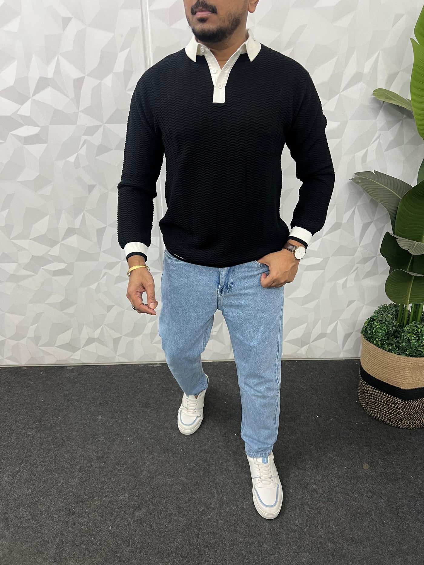 Flat knit collar full sleeve t-shirt