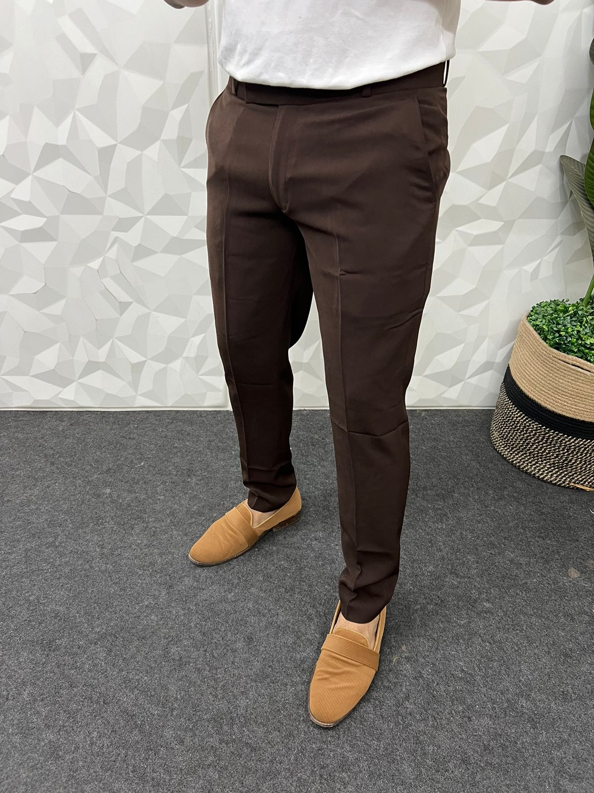 Lachka fabric trouser ( Dark brown )