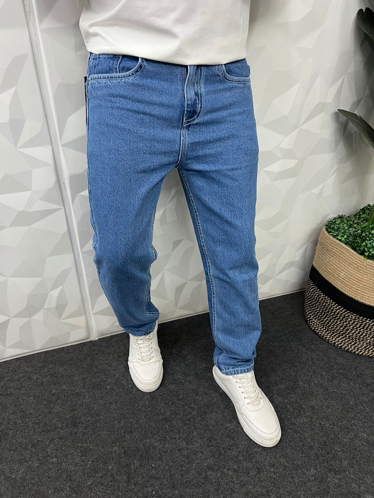 Carrot fit ankle length jeans ( mid blue )