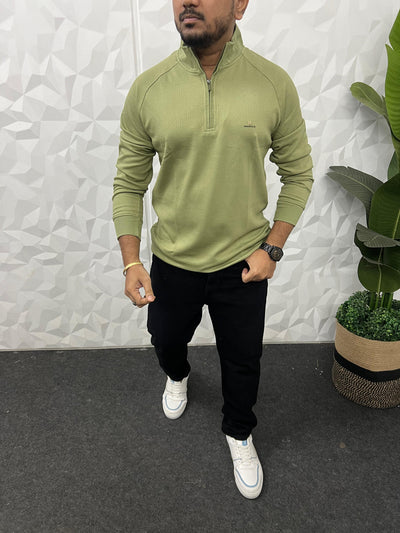 High neck popcorn fabric t-shirt