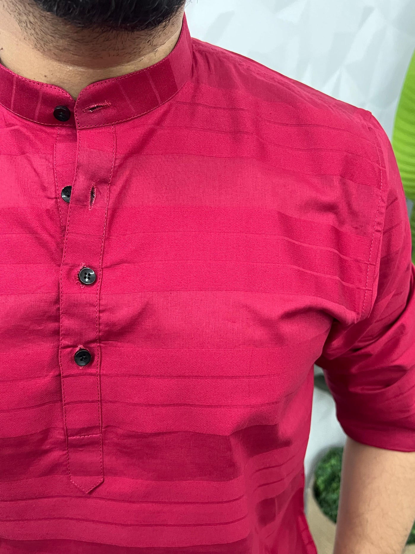 Short kurta in horizontal self patta