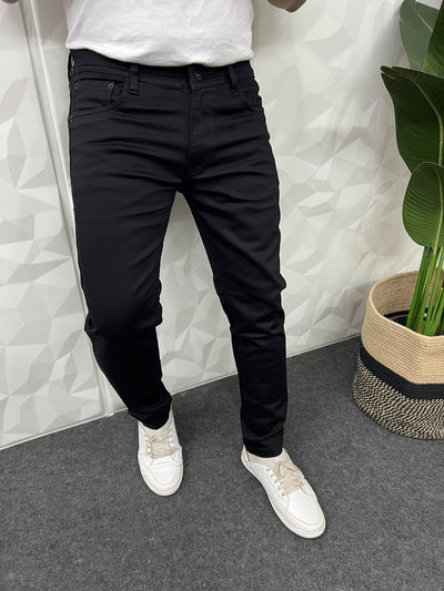 Ankle length black jeans