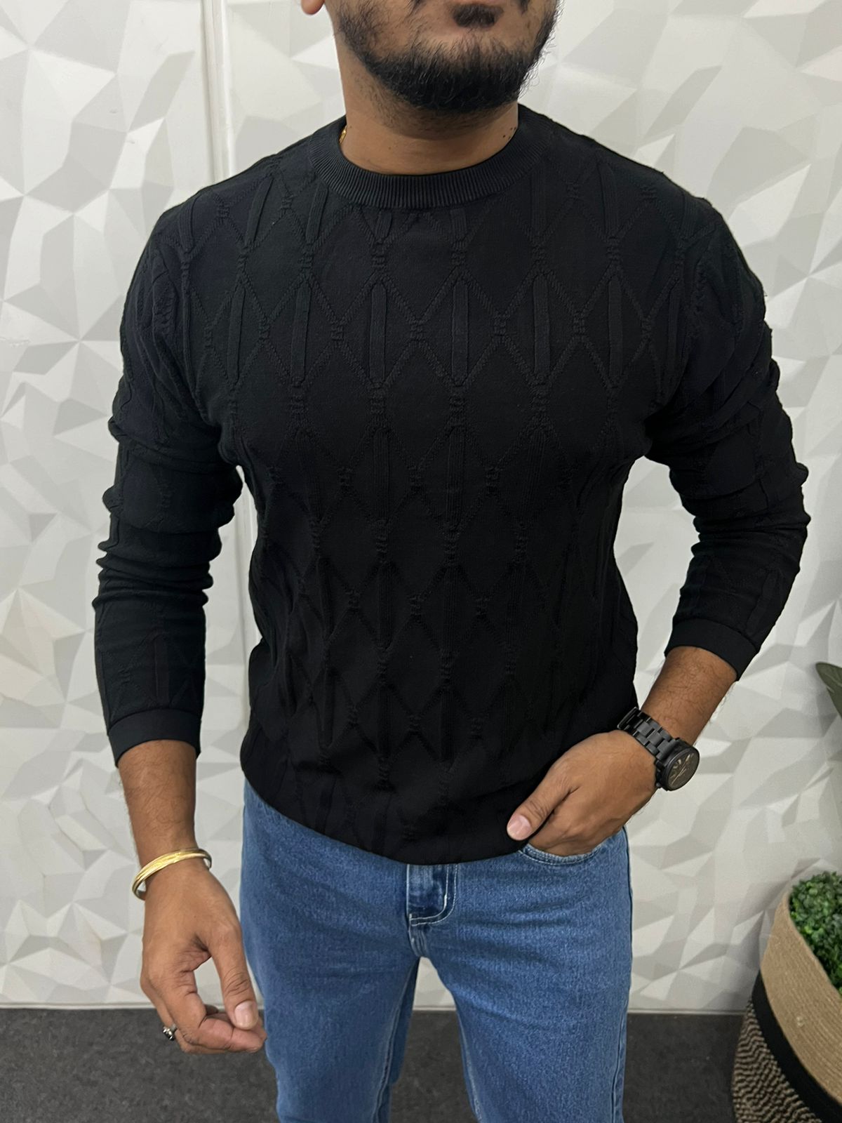 knitted full sleeve t-shirt ( black )