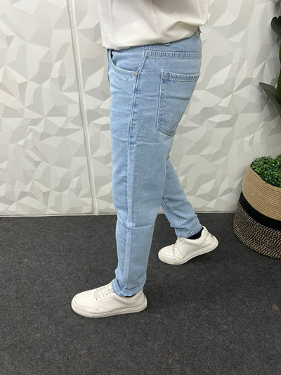 Carrot fit ankle length jeans ( light blue )