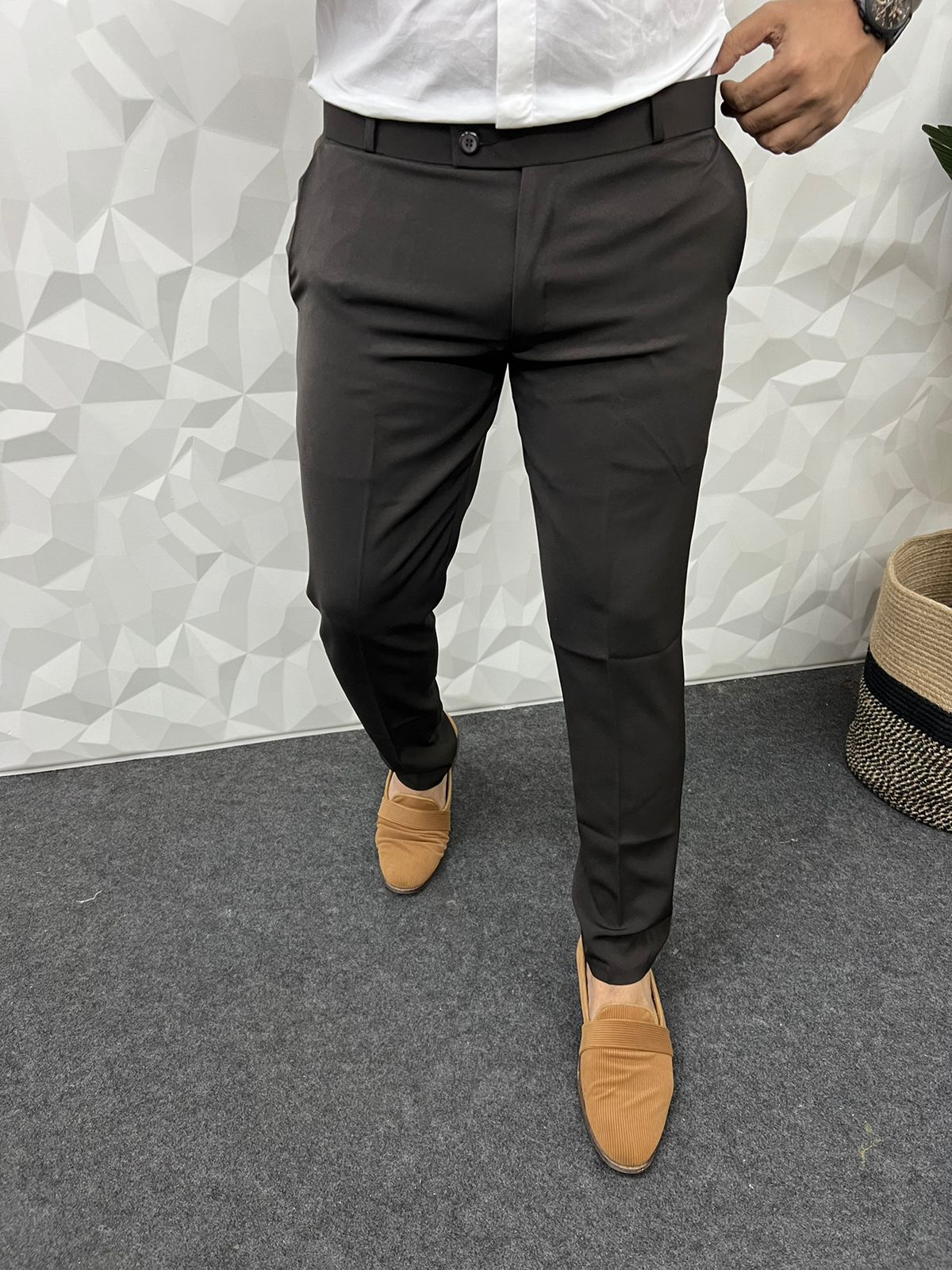 Lachka fabric trouser ( Dark brown )