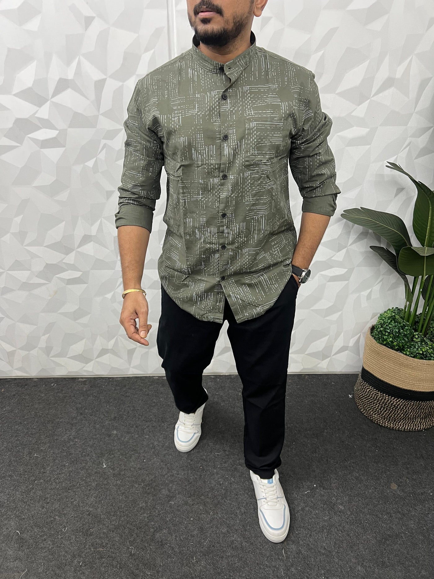 Mandarin collar printed shirt
