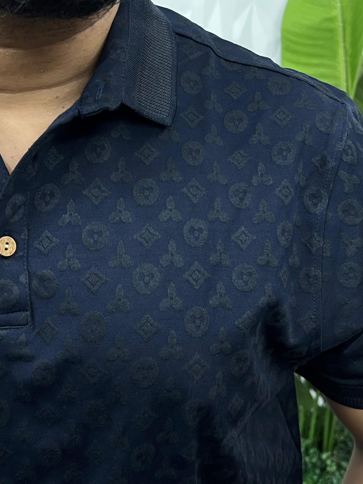 Imported fabric collar t-shirt