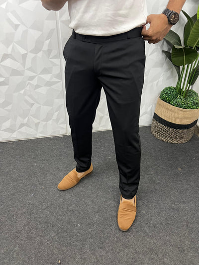 Peanut fabric ankle trouser ( Black )