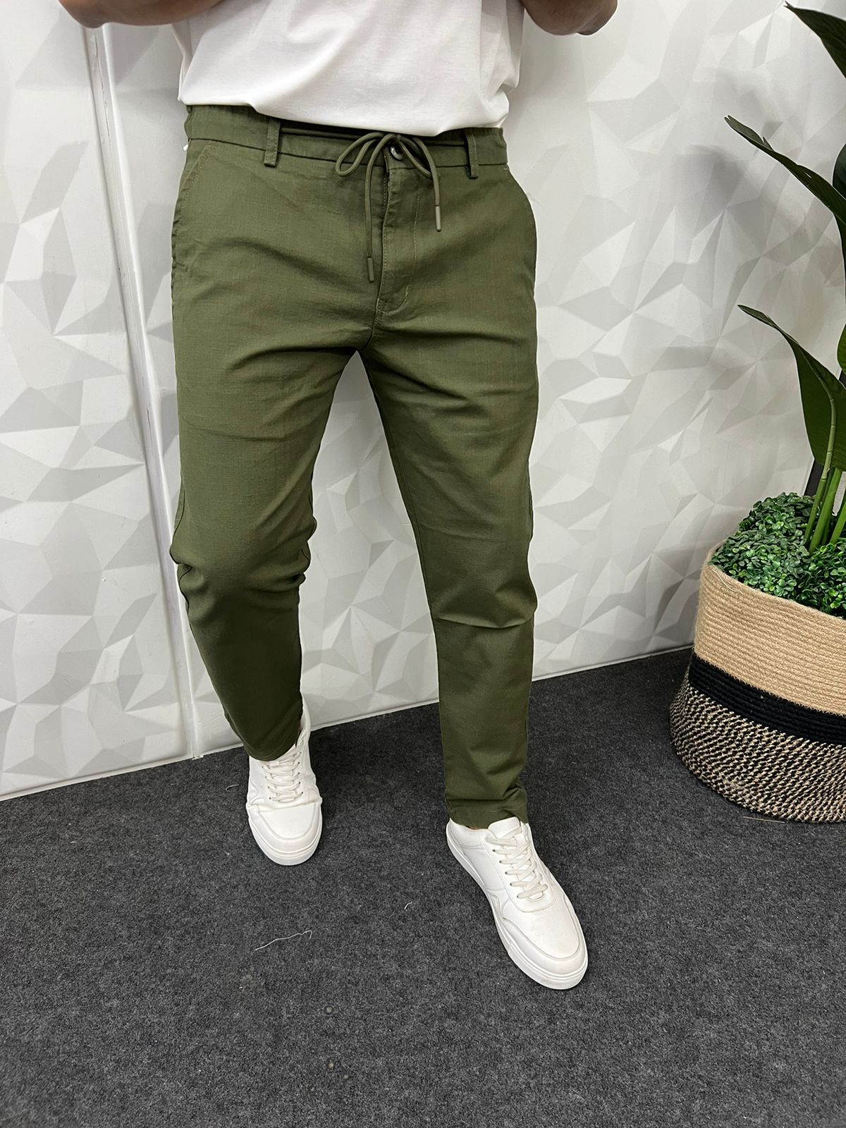 Linen fabric chino pant ( bottle green )