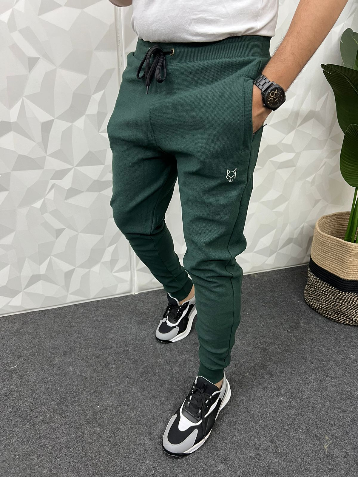 Jute fabric peacock track pant ( peacock green )