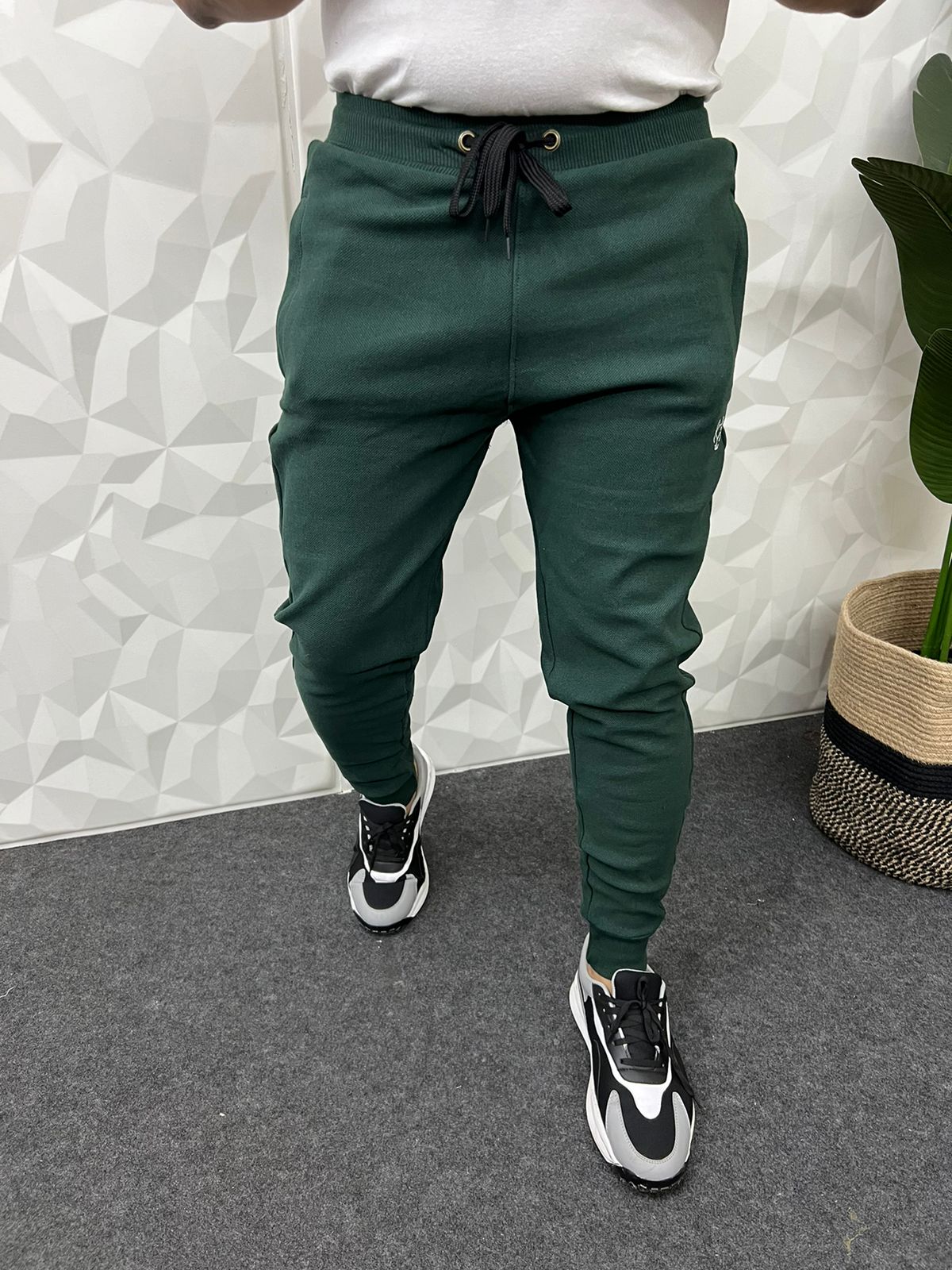 Jute fabric peacock track pant ( peacock green )