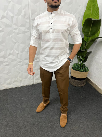 Short kurta in horizontal self patta