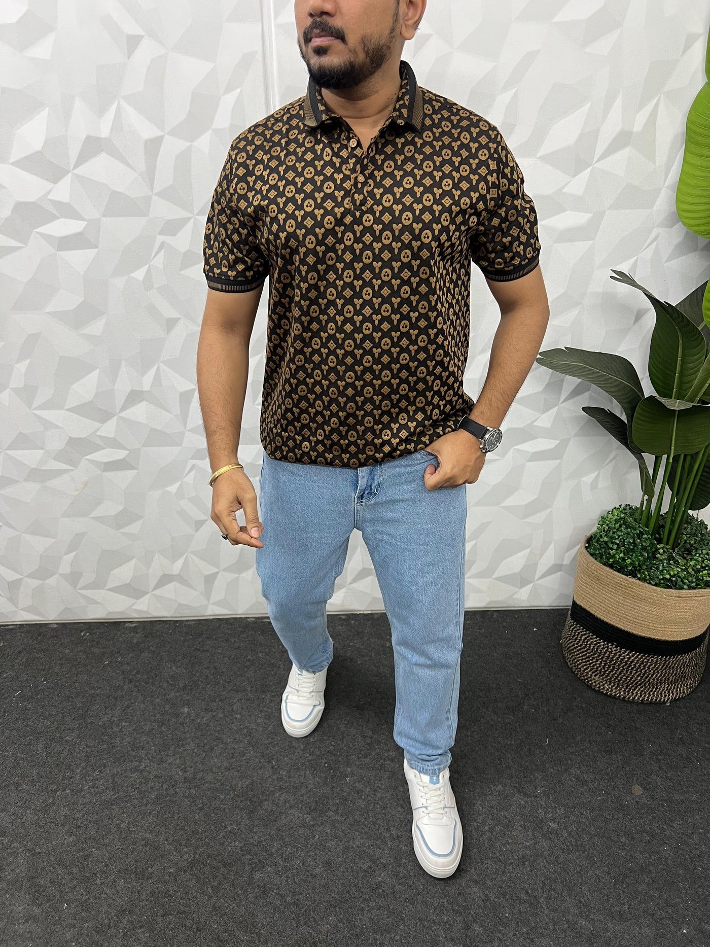 Imported fabric collar t-shirt
