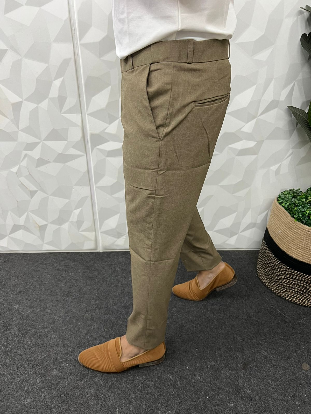 Waist adjustable cotton trouser ( wooden )