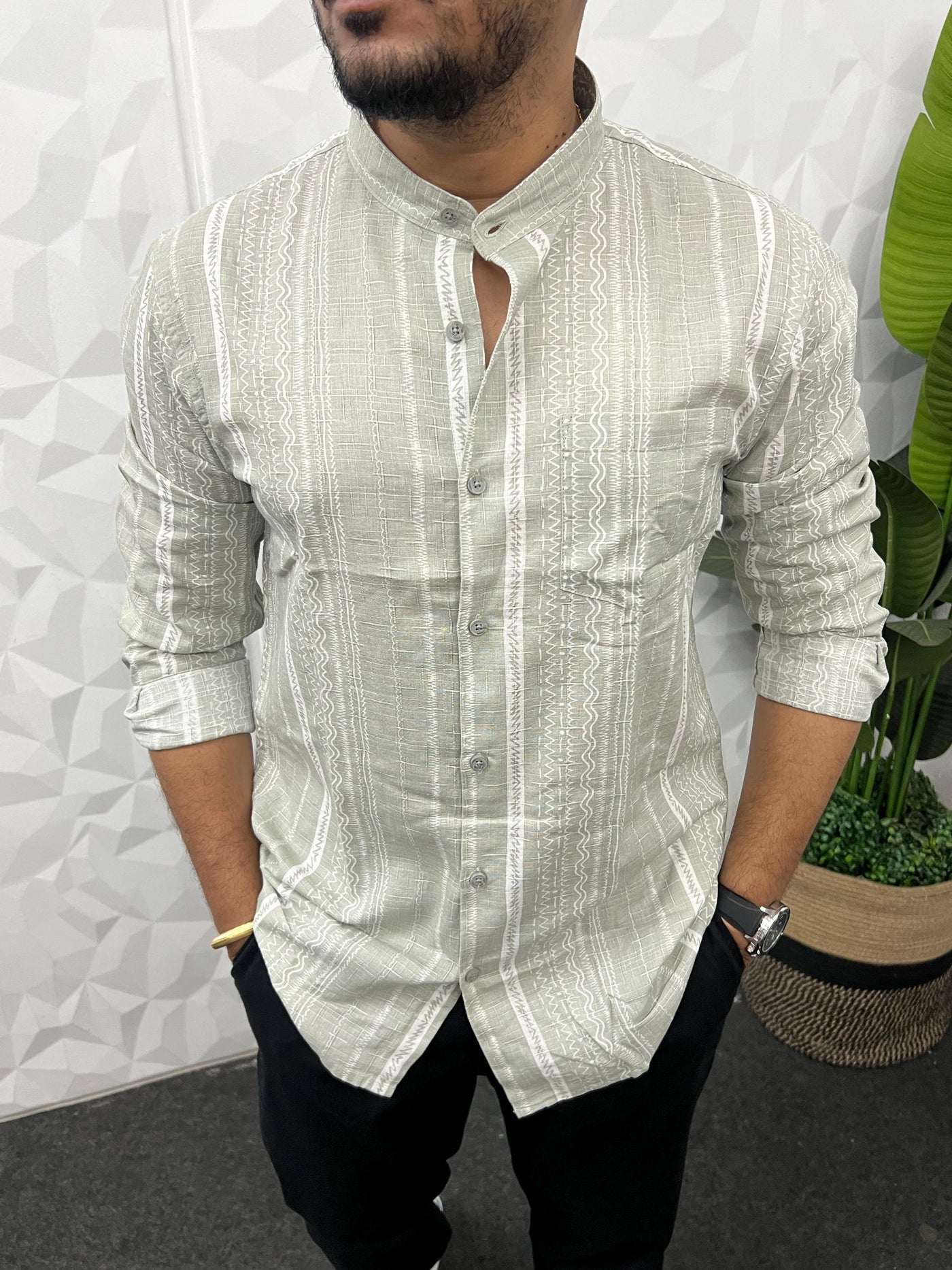 Mandarin collar printed shirt