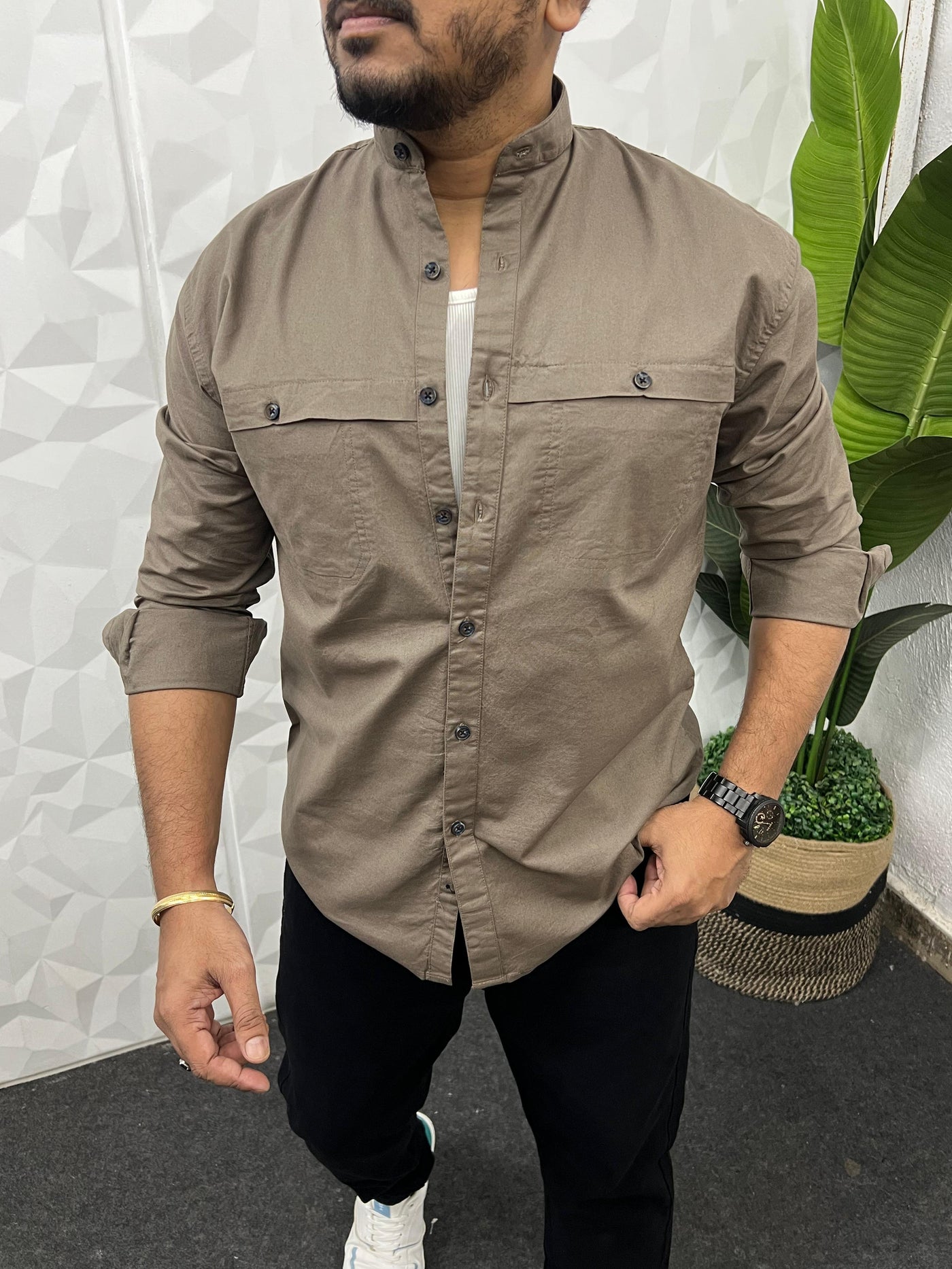 Mandarin collar oxford cargo shirt (Khaki)