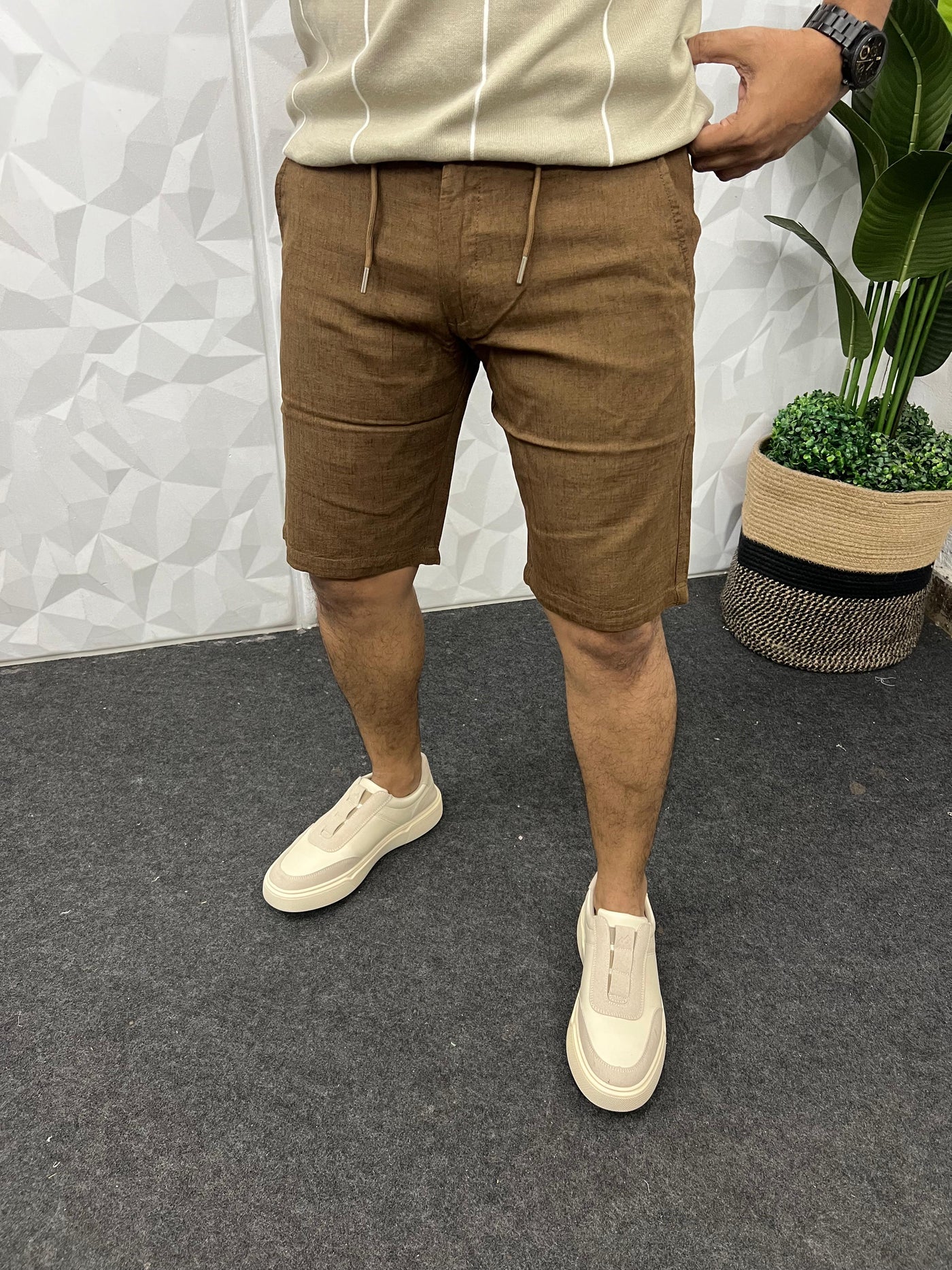 Linen fabric shorts (Brown)